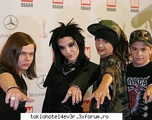 AtEnTiE!pErIcOl De LiPiRe A oKiLoR De SCREEN! - CELE MAI TARI POZE!cU cei mai TARI - Forum MUZICA-TOKIO HOTEL